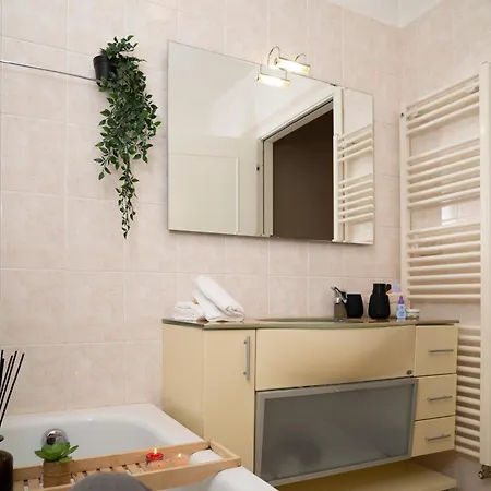 Apartment Corte Cavour Duplex Centro, Wifi E Garage Gallarate