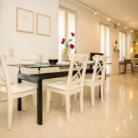 Apartment Corte Cavour Duplex Centro, Wifi E Garage *