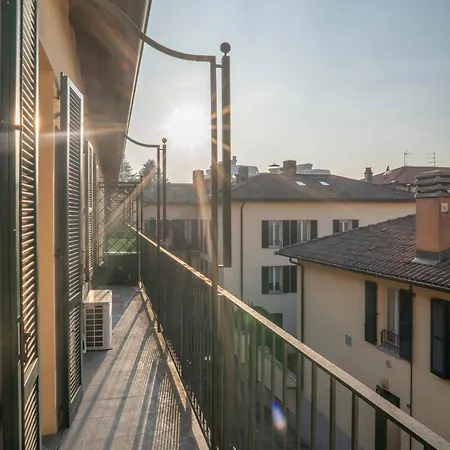 Corte Cavour Duplex Centro, Wifi E Garage *
