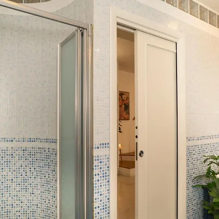 Corte Cavour Duplex Centro, Wifi E Garage Apartment