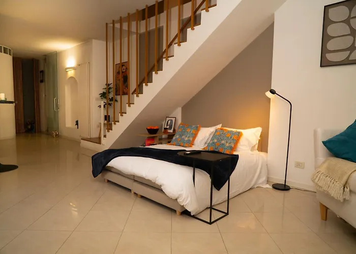 아파트 Corte Cavour Duplex Centro, Wifi E Garage *