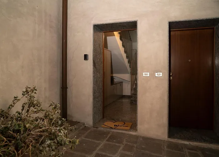 Corte Cavour Duplex Centro, Wifi E Garage 아파트